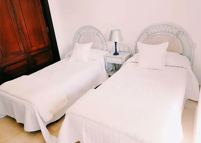 Mayoral Frontline Apartment Marbella